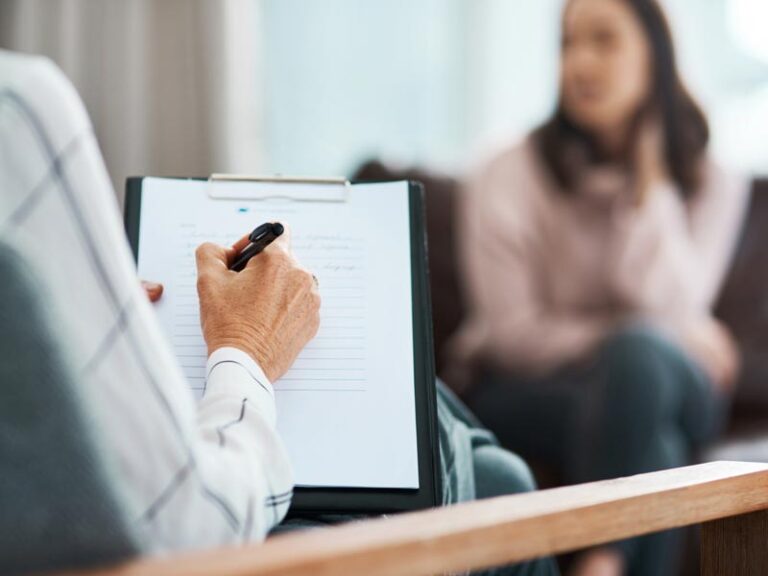 Es obligatorio contestar las encuestas del INE en Chile