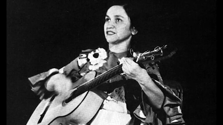 Biografía de Violeta Parra para niños