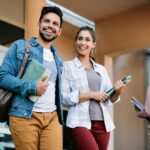 ¿Cuánto cuesta realmente un postgrado en la Pontificia Universidad Católica considerando matrícula y arancel?